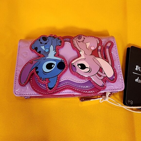 Loungefly Disney Angel and Stitch Heart Moving Valentine's Day Flap Wall… - Picture 8 of 13